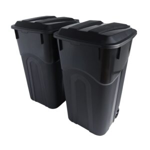 United Solutions Bote de basura con ruedas para exteriores de 32 galones con tapa